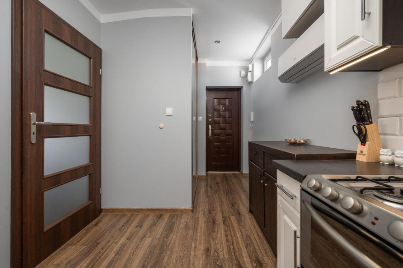 Market Square Corner Apartment Kuznicza By Noclegi Renters فروتسواف المظهر الخارجي الصورة