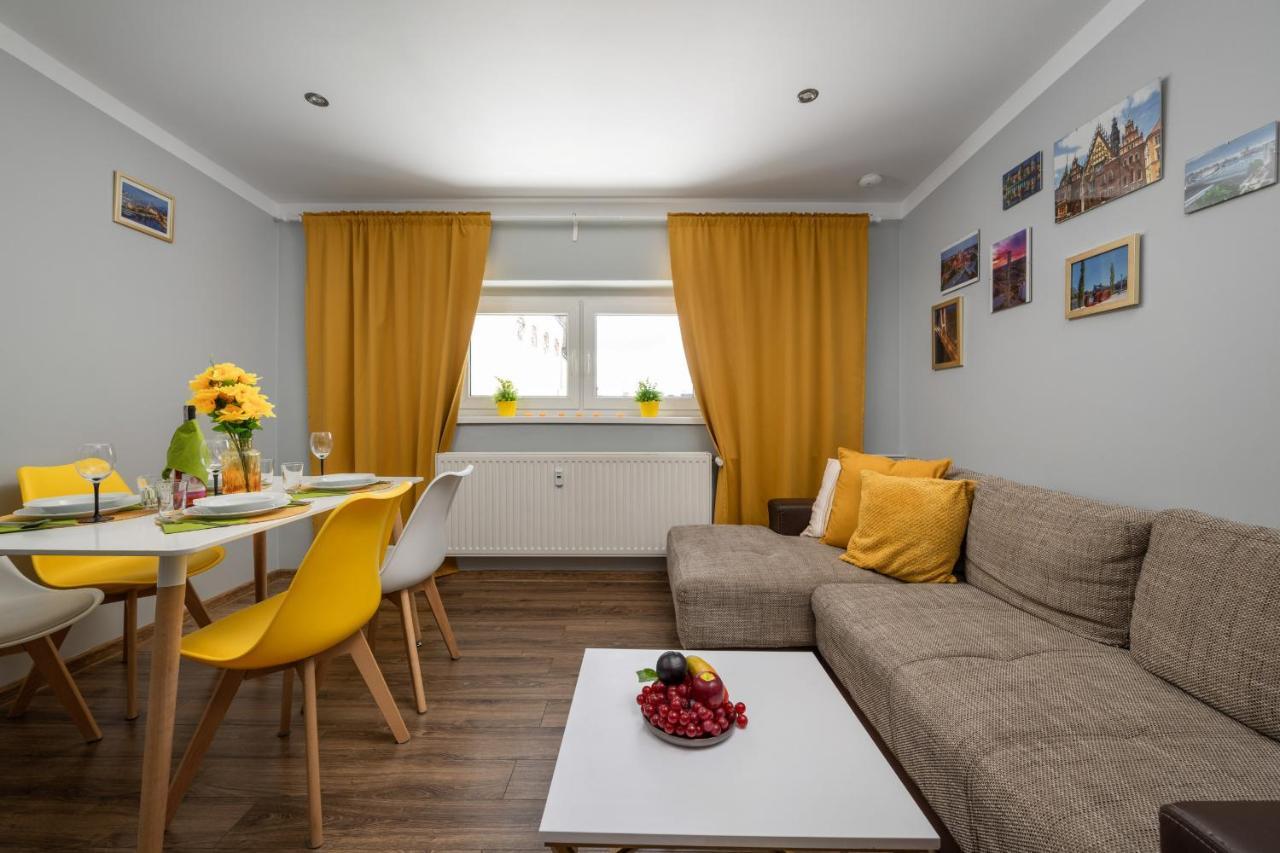 Market Square Corner Apartment Kuznicza By Noclegi Renters فروتسواف المظهر الخارجي الصورة